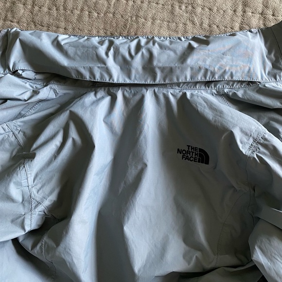 North face rain coat, gray, size small, great shape! - Picture 11 of 15